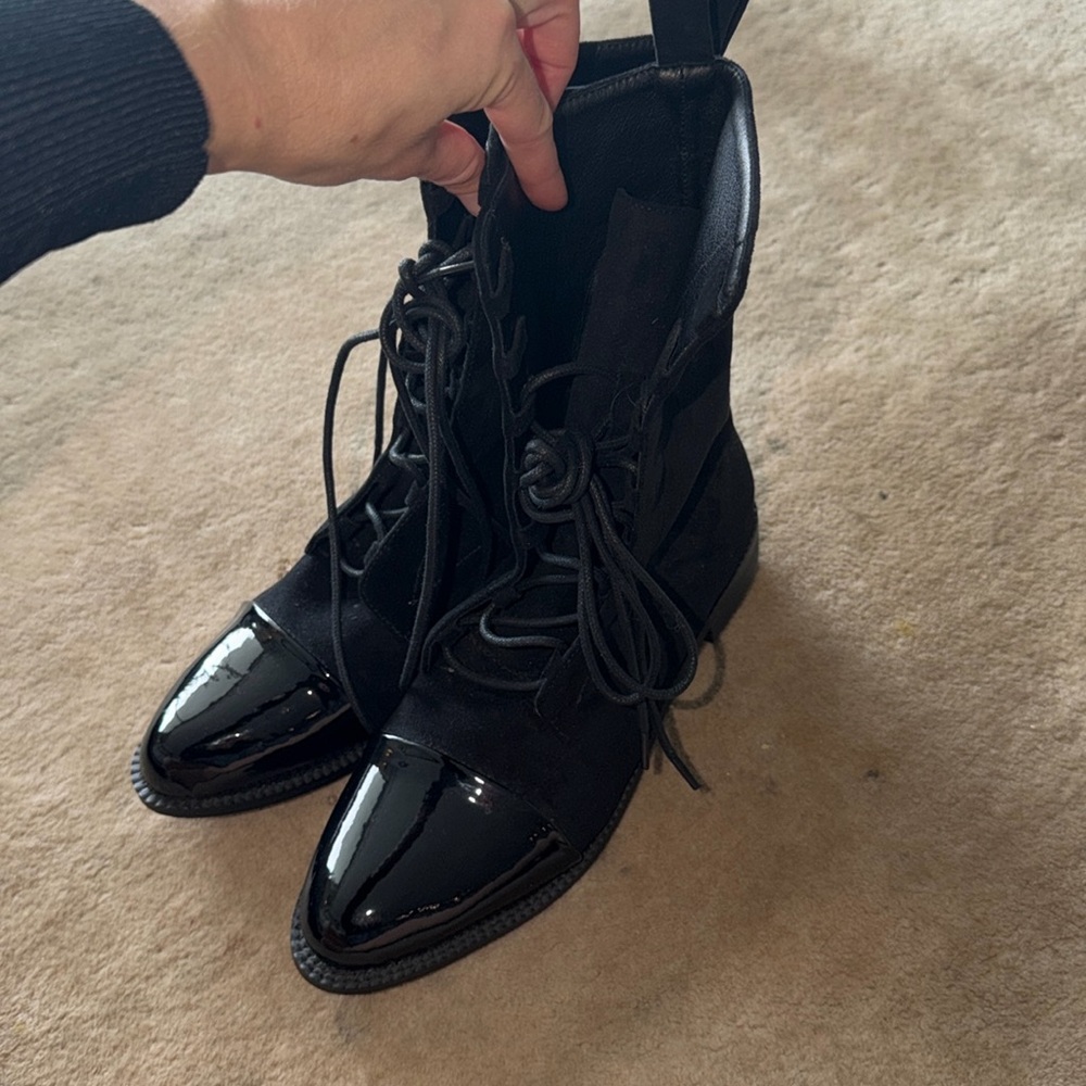 NEW Combat Boots. SIZE 8.5